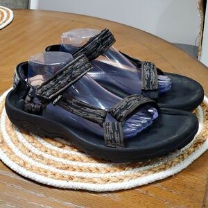 Men’s Teva Sandals, Size 11